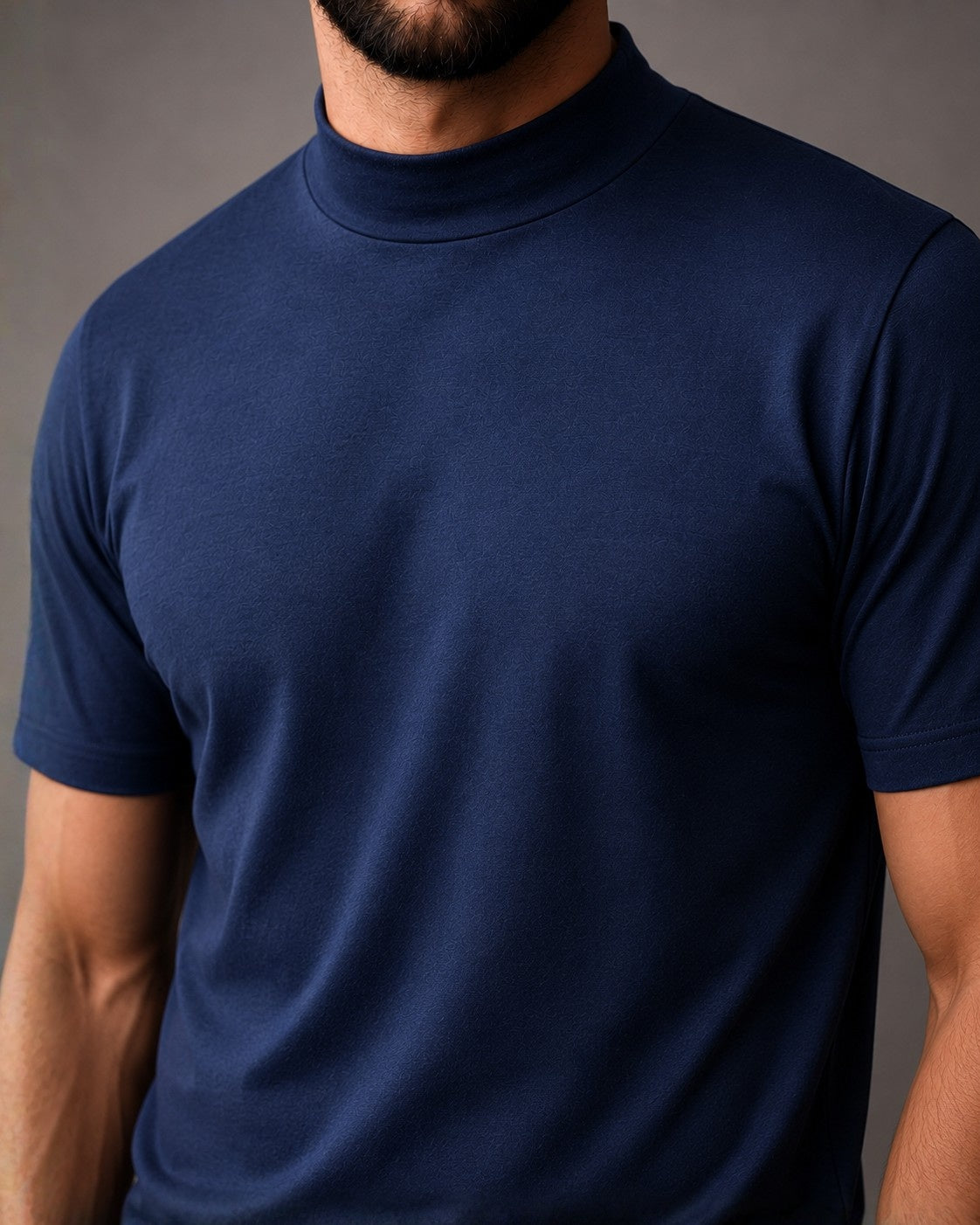 Camiseta de Gola Alta e Manga Curta em Algodão Egípcio - Monarch