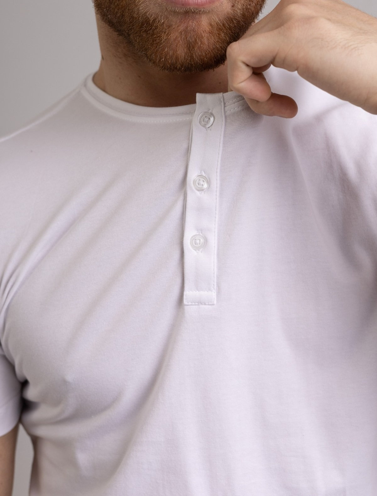 Kit 2x Camiseta Henley de Algodão Egípcio - Luxor - R$ 198,00 cada