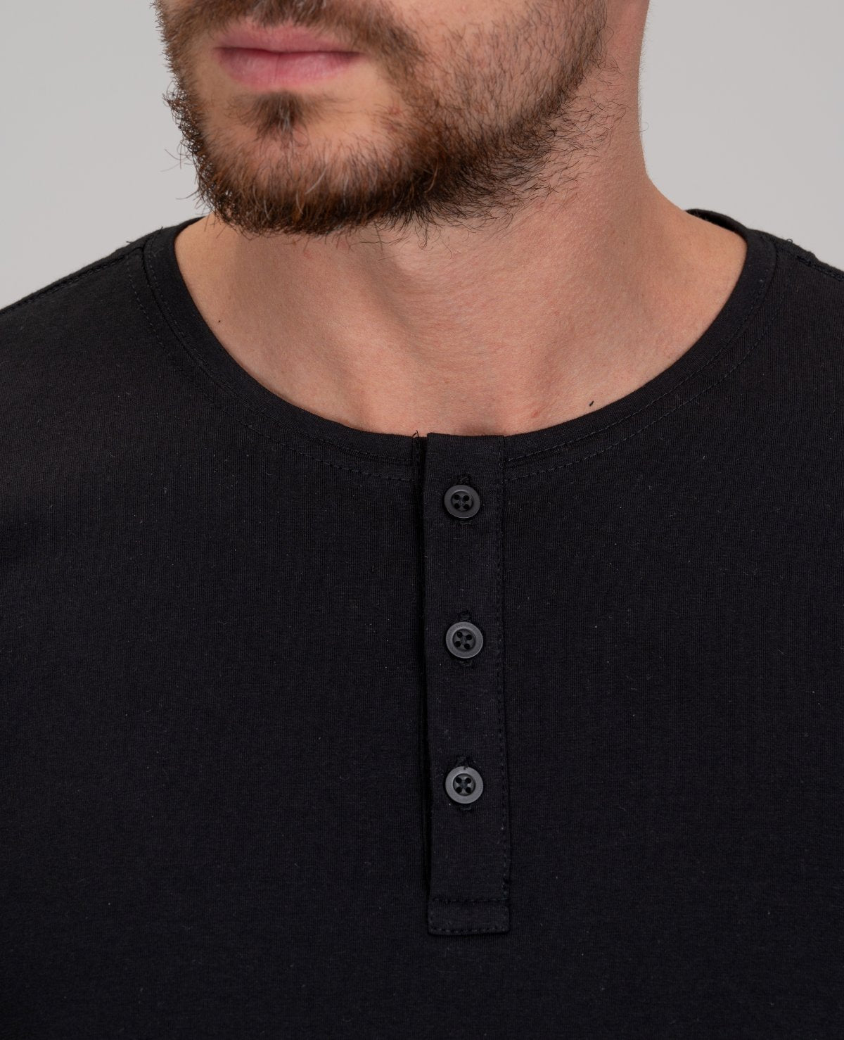 Kit 3x Camiseta Henley Luxor - R$ 161,00 cada